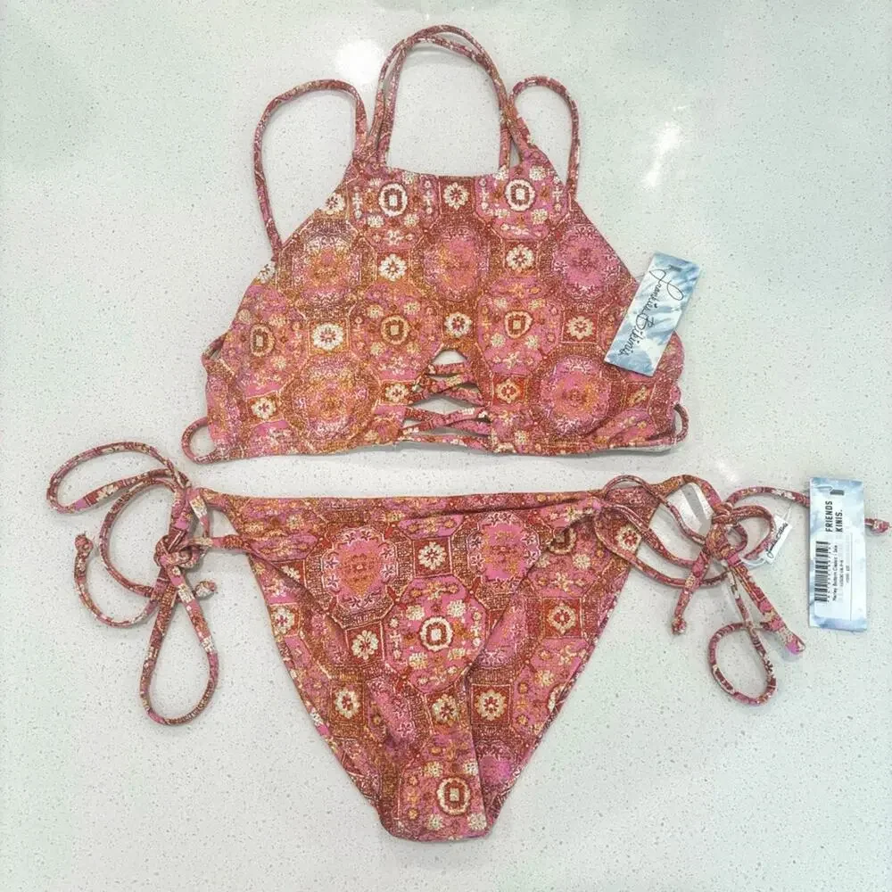 Frankies Bikinis nwt frankie’s